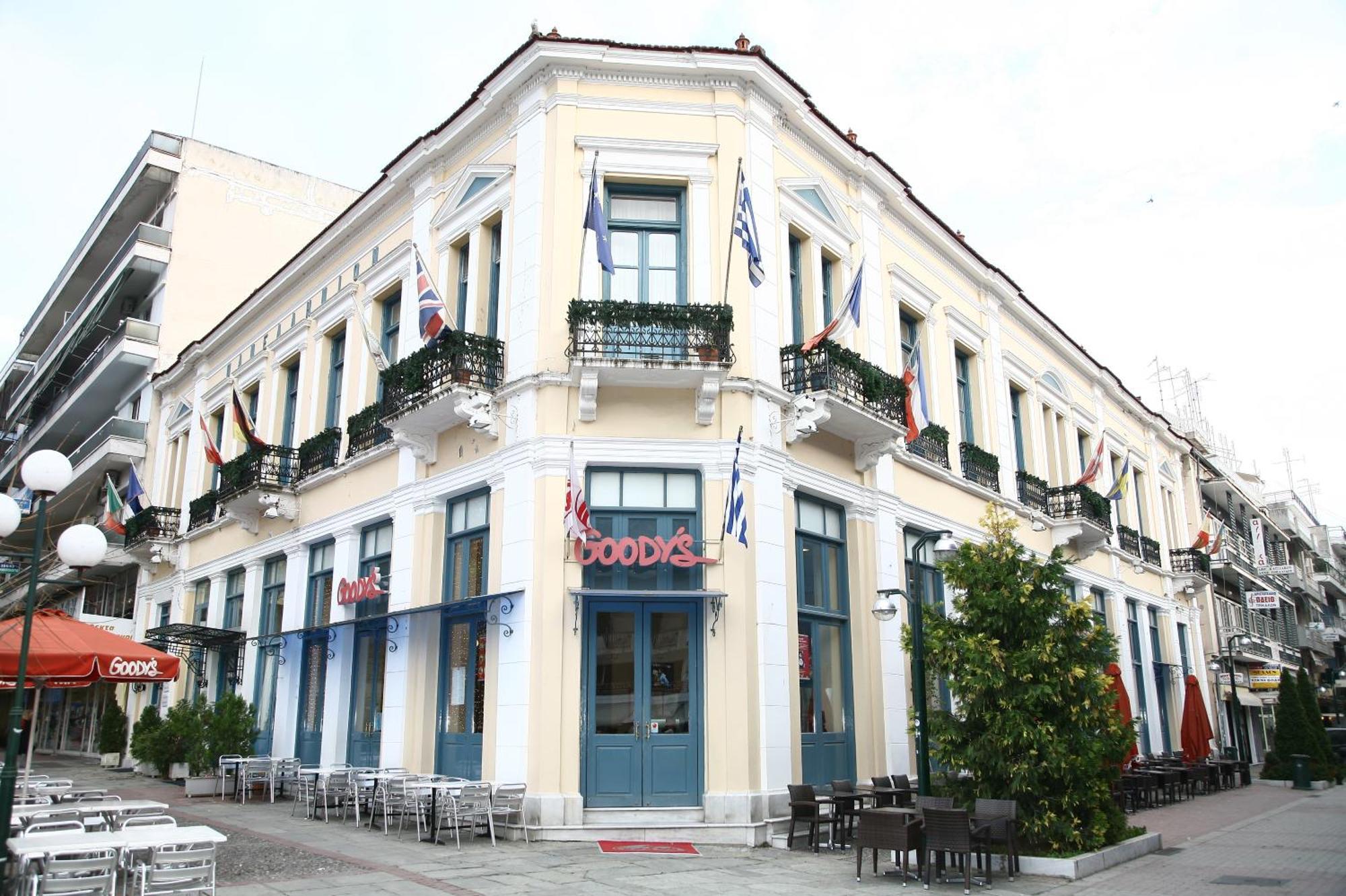 Hotel Panellinion Трикала Экстерьер фото