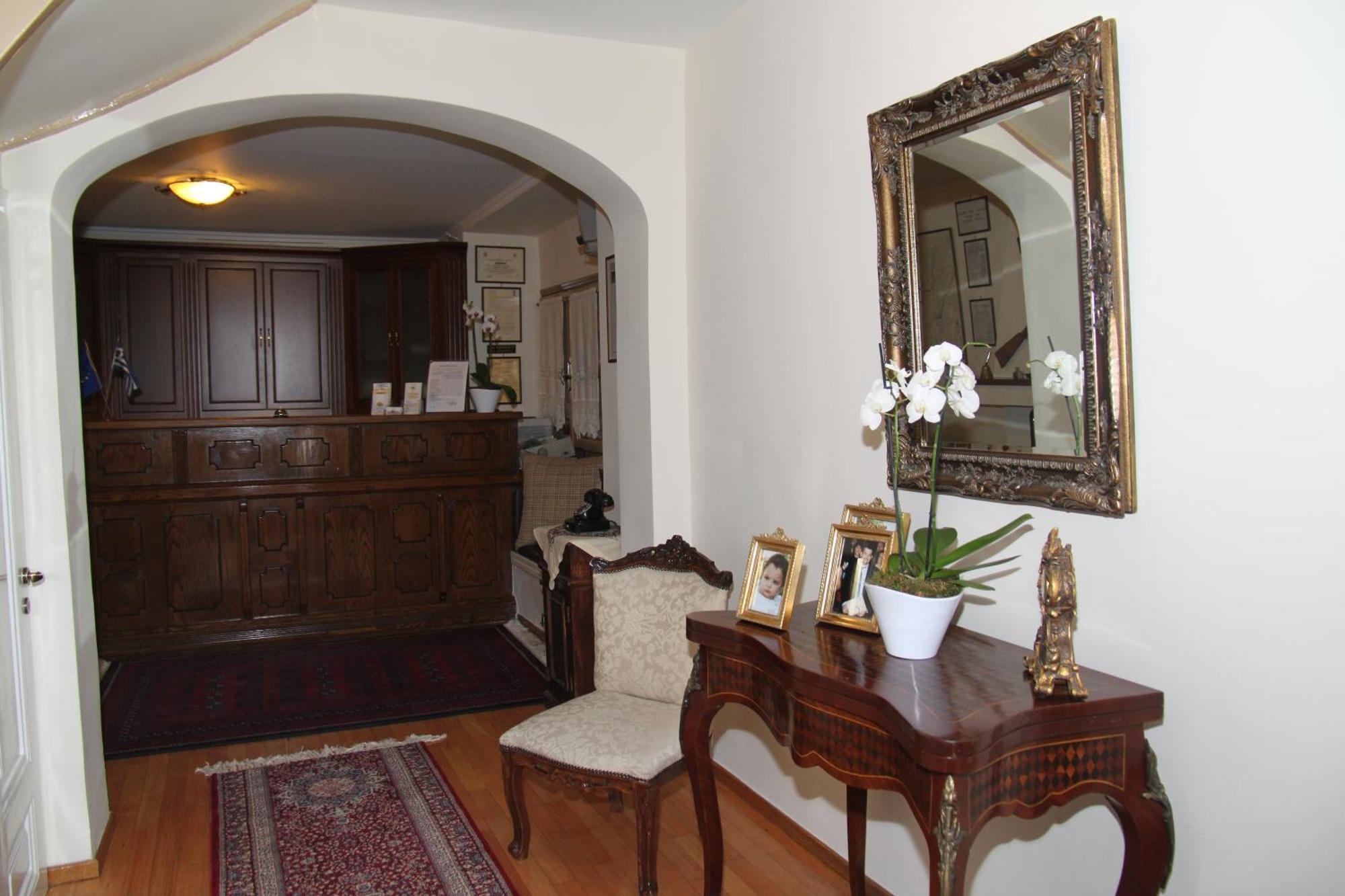 Hotel Panellinion Трикала Экстерьер фото
