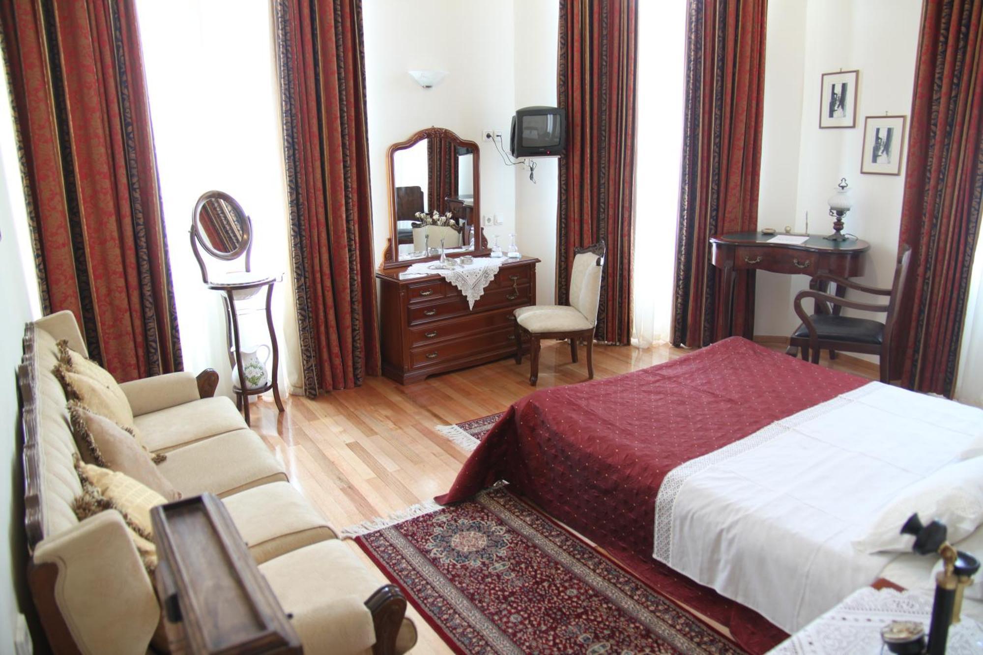 Hotel Panellinion Трикала Экстерьер фото