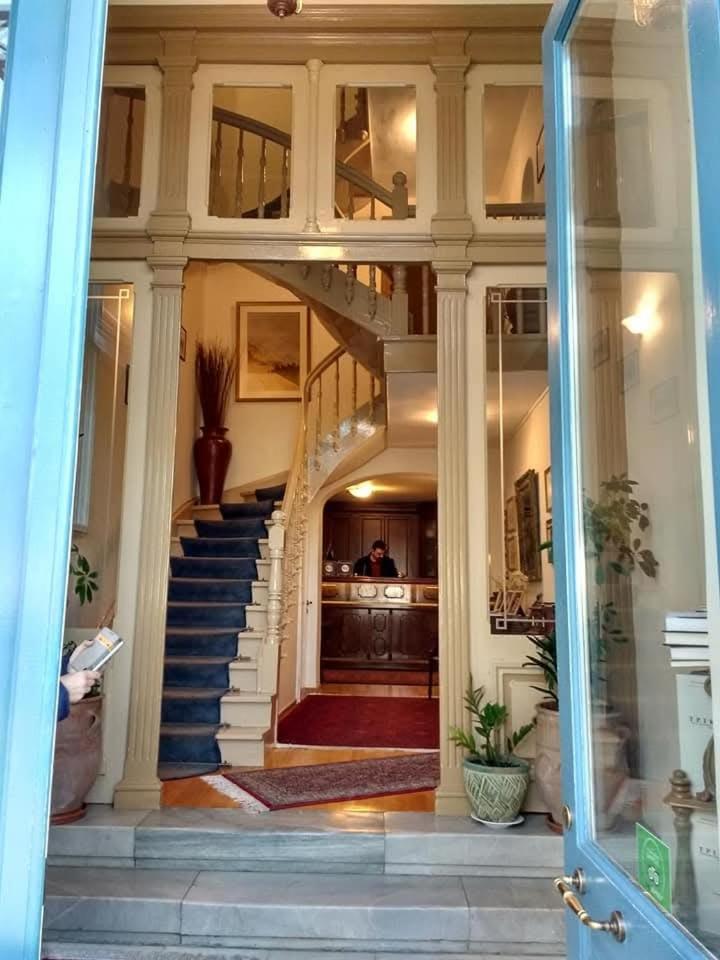 Hotel Panellinion Трикала Экстерьер фото