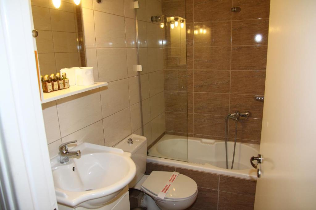 Hotel Panellinion Трикала Экстерьер фото